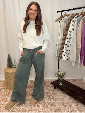 Wide-Leg Drawstring Pants in Dusty Green